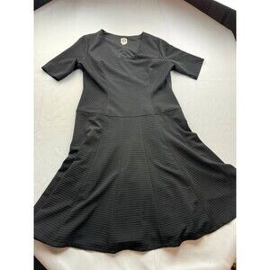 Anne Klein Fit & Flare Dress Size 14 Black Short Sleeves Knee Length V-Neck